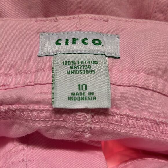 Circo Pink Capri Pants NWT Size 10 - Picture 2 of 8